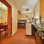 EA Hotel Jeleni Dvur Prague Castle